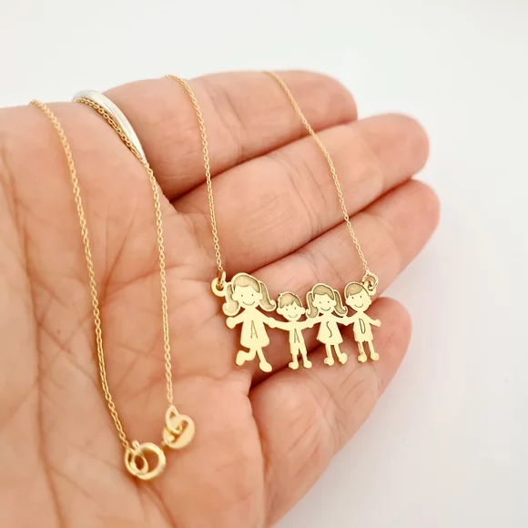 Cadou femei Lantisor Familie - 4 Membri - Aur Galben 14K - 16 mm inaltime